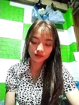 Snapshot of tdtd98 chatting on 02-11-26, 04:18 tdtd98 online show from 02-11-26, 04:18