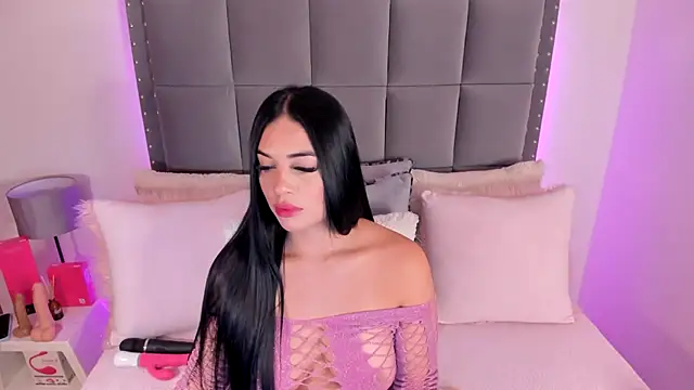Snapshot of Saian-lory chatting on 07-19-26, 04:10 Saian-lory online show from 07-19-26, 04:10