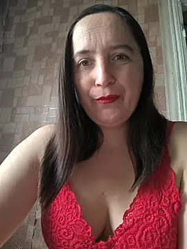 Snapshot of EvelinCutex chatting on 10-16-25, 11:29 EvelinCutex online show from 10-16-25, 11:29