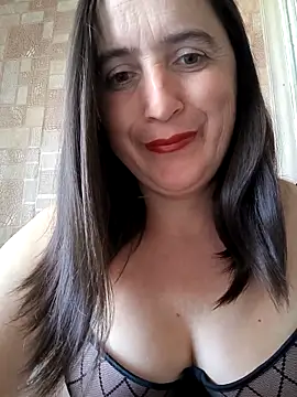 Snapshot of EvelinCutex chatting on 09-24-25, 12:00 EvelinCutex online show from 09-24-25, 12:00