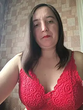 Snapshot of EvelinCutex chatting on 10-13-25, 12:18 EvelinCutex online show from 10-13-25, 12:18