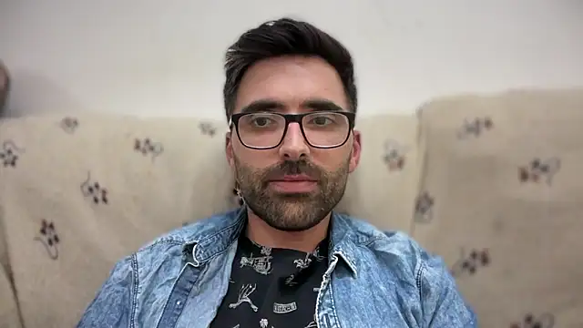 Alicante34 online show from 10-18-25, 02:13