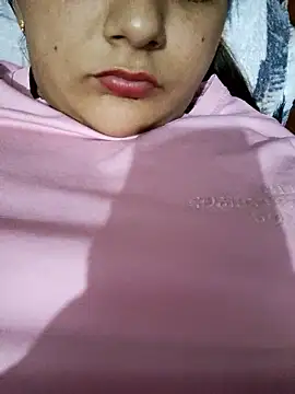 Snapshot of Anushka14321 chatting on 11-03-25, 06:11 Anushka14321 online show from 11-03-25, 06:11