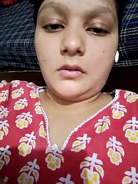 Snapshot of Anushka14321 chatting on 10-29-25, 09:03 Anushka14321 online show from 10-29-25, 09:03