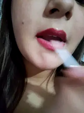 Snapshot of Anushka14321 chatting on 10-14-25, 07:47 Anushka14321 online show from 10-14-25, 07:47