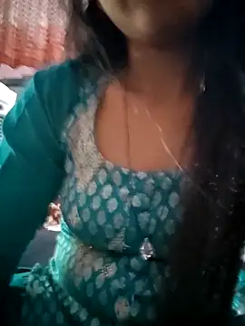 Paakhi-Singh online show from 10-30-25, 08:01