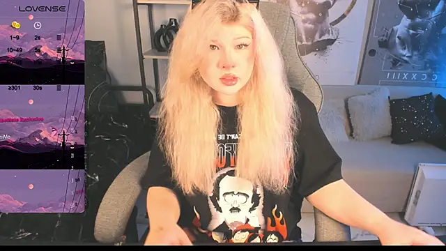 LilithNelson online show from 10-22-25, 05:45