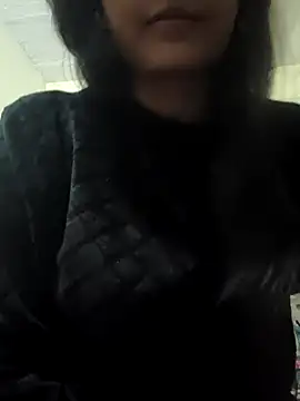 RAYI Queen 2 online show from 11-11-25, 12:44