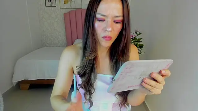 Anni cervantes online show from 09-28-25, 03:46