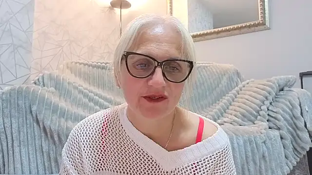 Velvet-Secrets online show from 04-22-26, 09:10