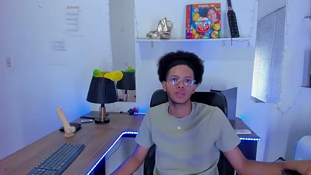 DEAMOL online show from 11-18-25, 06:44