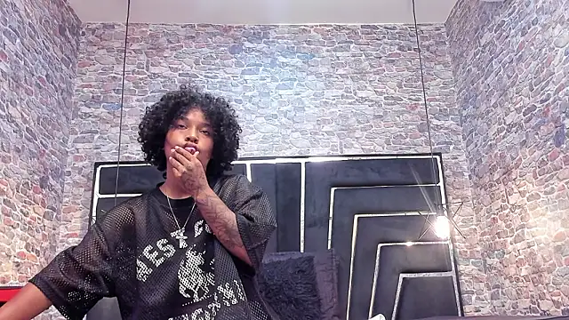 WILD FIREE  online show from 02-20-26, 07:49