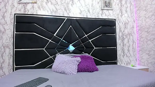 WILD FIREE  online show from 11-15-25, 08:35