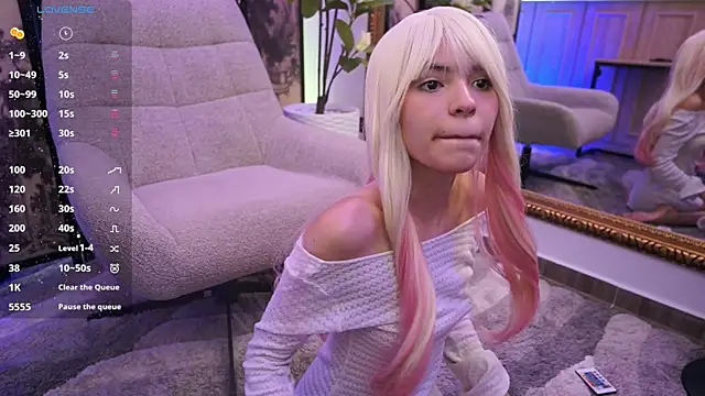 NamiKimura online show from 10-08-25, 12:07