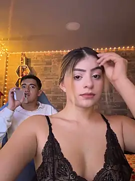 Melissa coll online show from 12-04-25, 06:01