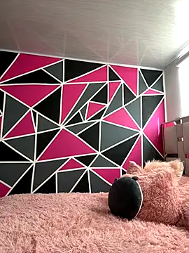 Melissa coll online show from 10-16-25, 07:22