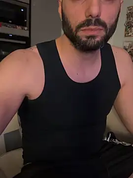 Simon-xx online show from 05-01-26, 11:43