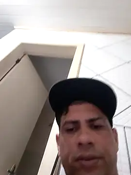 Snapshot of paulinhogostosinho chatting on 02-01-26, 01:04 paulinhogostosinho online show from 02-01-26, 01:04