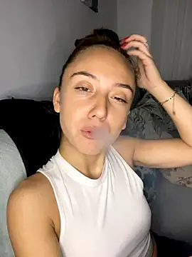 CristinaSww online show from 10-18-25, 08:22