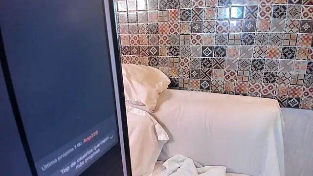 Keyla ruiz  online show from 10-08-25, 11:34