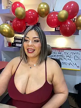 Snapshot of isabella_horney_ chatting on 03-30-26, 12:50 isabella horney online show from 03-30-26, 12:50