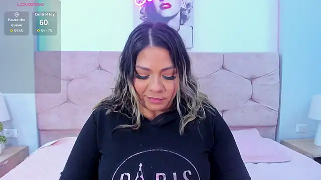 isabella horney  online show from 09-22-25, 08:26