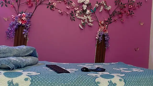 skinnybarbie022 online show from 09-20-25, 12:59