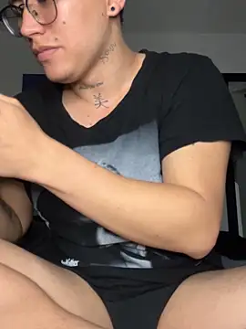 Kurtxxx22 online show from 02-24-26, 09:48