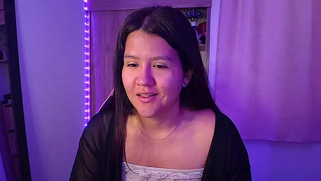 Oliviawatson1 online show from 05-28-26, 12:11