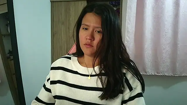 Oliviawatson1 online show from 03-19-26, 06:52