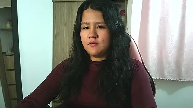 Oliviawatson1 online show from 11-10-25, 01:05