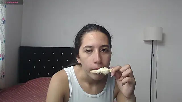 lilacream online show from 09-16-25, 02:18