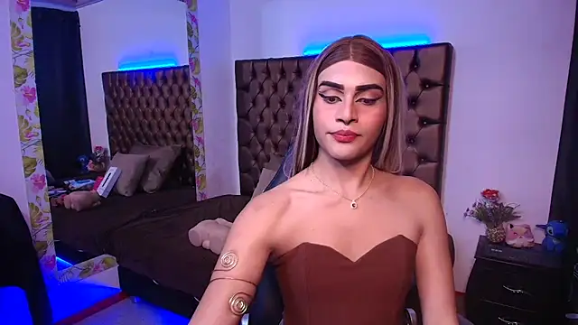 lailahdark online show from 05-12-26, 02:30