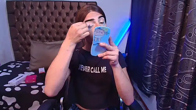 lailahdark online show from 04-08-26, 10:00