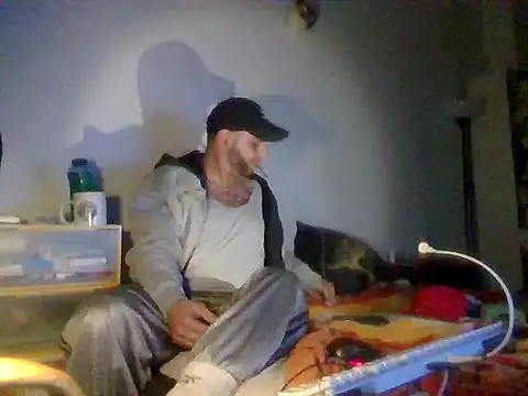 Snapshot of SmokedAlloy2 chatting on 09-19-25, 06:56 SmokedAlloy2 online show from 09-19-25, 06:56