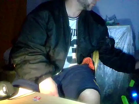 Snapshot of SmokedAlloy2 chatting on 02-14-26, 01:39 SmokedAlloy2 online show from 02-14-26, 01:39