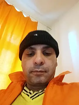 Snapshot of SmokedAlloy2 chatting on 01-18-26, 11:57 SmokedAlloy2 online show from 01-18-26, 11:57