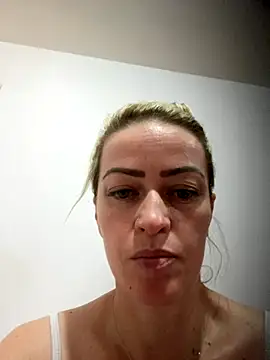 Alerquinasc online show from 10-12-25, 05:09