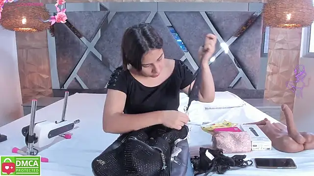 Selene  Lopez  online show from 06-16-26, 07:25
