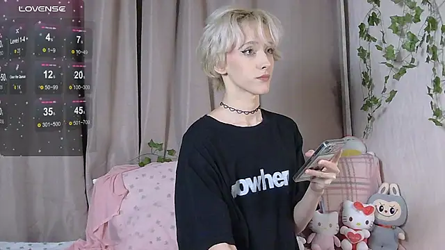 Snapshot of NextVibe_ chatting on 11-30-25, 03:57 NextVibe online show from 11-30-25, 03:57