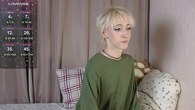 Snapshot of NextVibe_ chatting on 02-09-26, 06:06 NextVibe online show from 02-09-26, 06:06