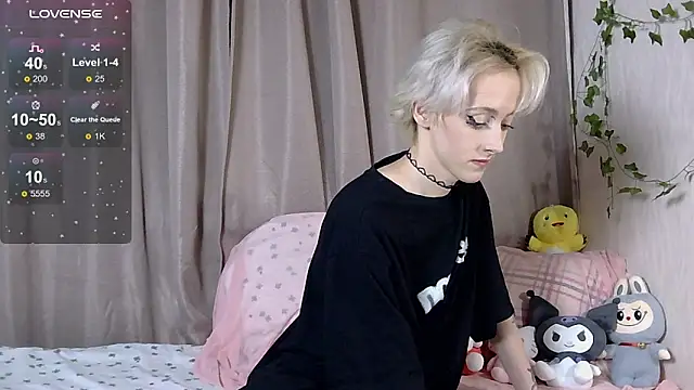 Snapshot of NextVibe_ chatting on 11-24-25, 05:13 NextVibe online show from 11-24-25, 05:13