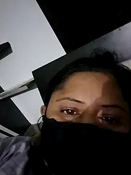 Sexey-Rani online show from 10-27-25, 04:52