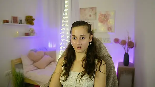 Annita Grey online show from 10-14-25, 06:52