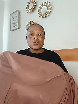 Sweetbxxx24 online show from 06-10-26, 07:42