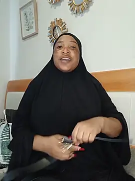 Sweetbxxx24 online show from 06-18-26, 06:23