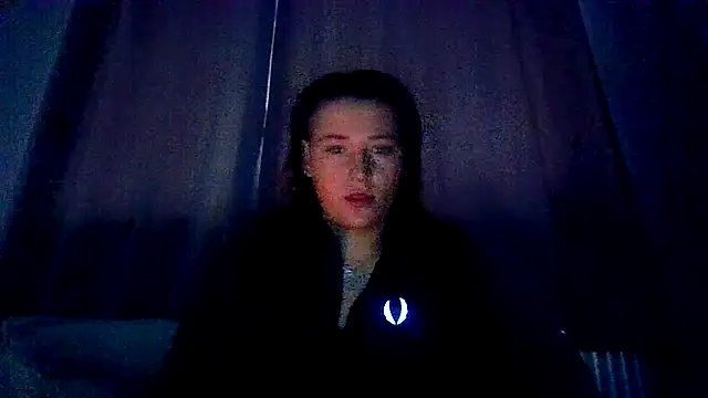 Snapshot of RUBY-ROSE-SWINGS chatting on 10-15-25, 03:42 RUBY-ROSE-SWINGS online show from 10-15-25, 03:42
