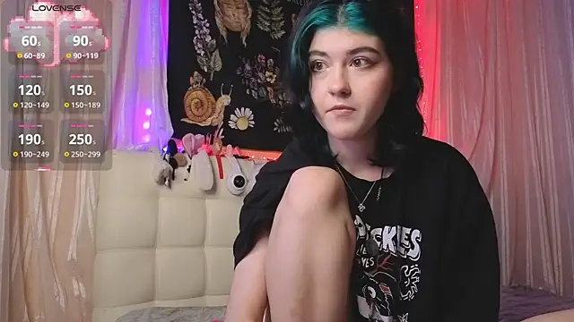 Miko Meow online show from 09-15-25, 04:51