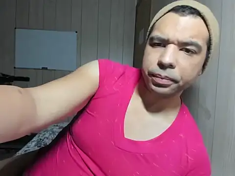 NaturalBeautyQueen online show from 12-03-25, 12:44