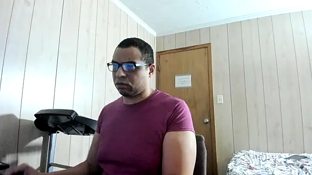 NaturalBeautyQueen online show from 07-24-26, 09:11